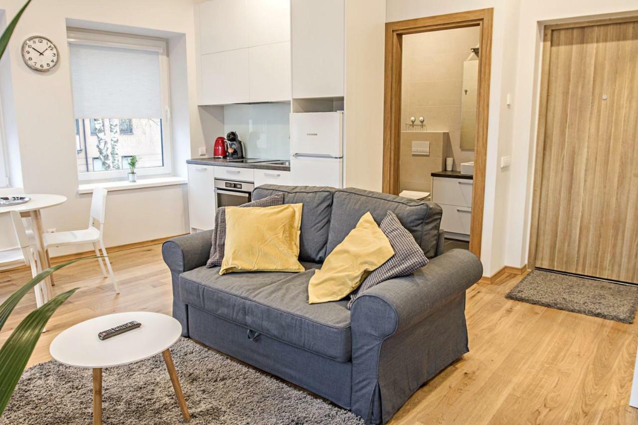 Modern 1Bd Apartment In Old Town By Hostlovers カウナス エクステリア 写真